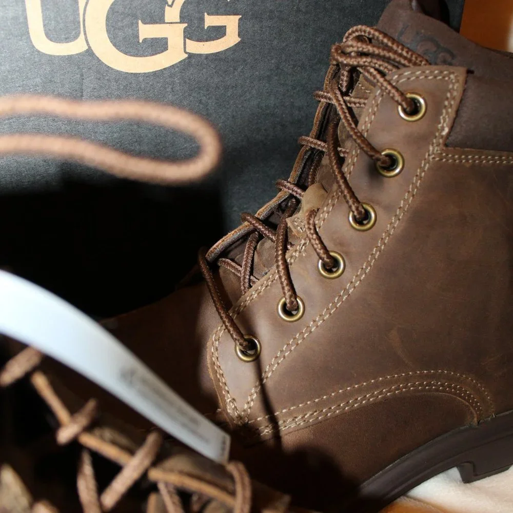NIB UGG MEN'S LEATHER‎ WATERPROOF WORK WINTER BOOTS STOUT BROWNN 11.5